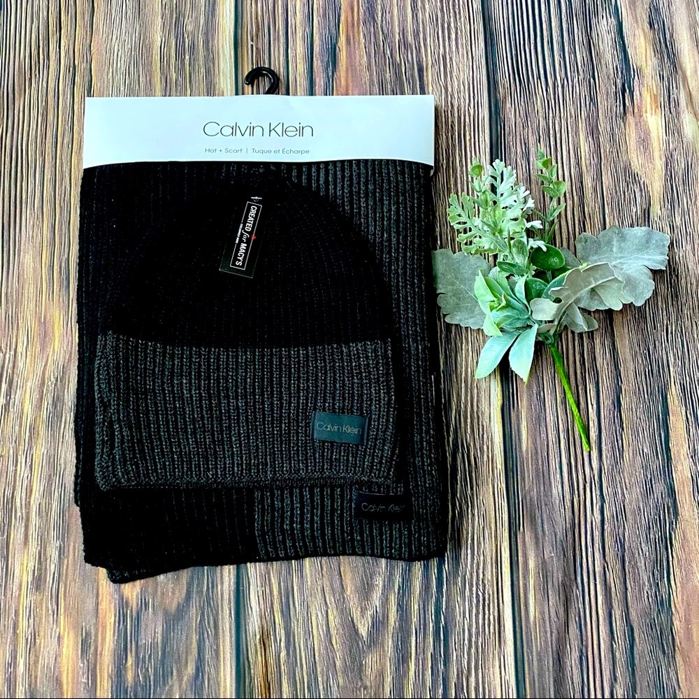 Calvin Klein Hat& Scarf Set 🧣